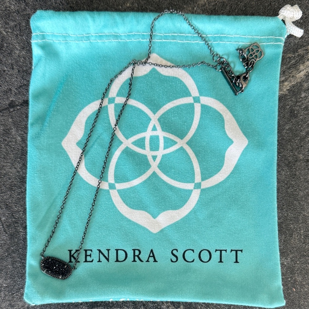 Kendra Scott Black Pendant Necklace